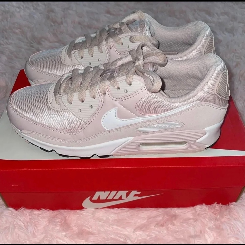 Womens Nike air max 90